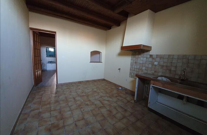 Maison de ville de 10 pièces principales — photo 3