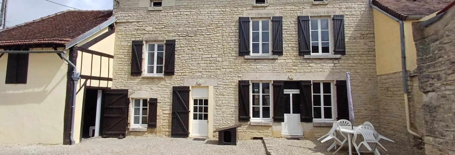 Maison 7 Pièces 122 m² à vendre à Moulins-en-Tonnerrois (89310)