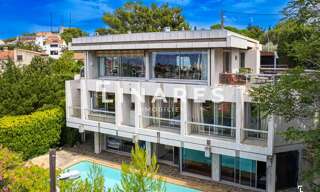 Maison 9 Pièces 313 m² à vendre à Marseille 8 (13008)