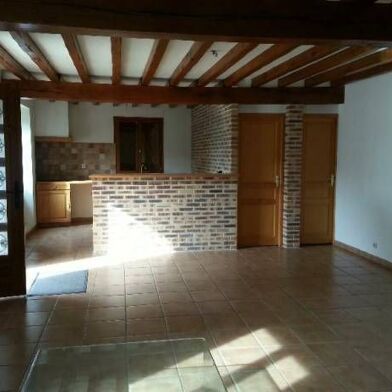 Maison 4 pièces 1250 €