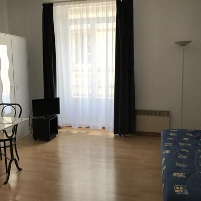 Appartement 1 pièces 400 €