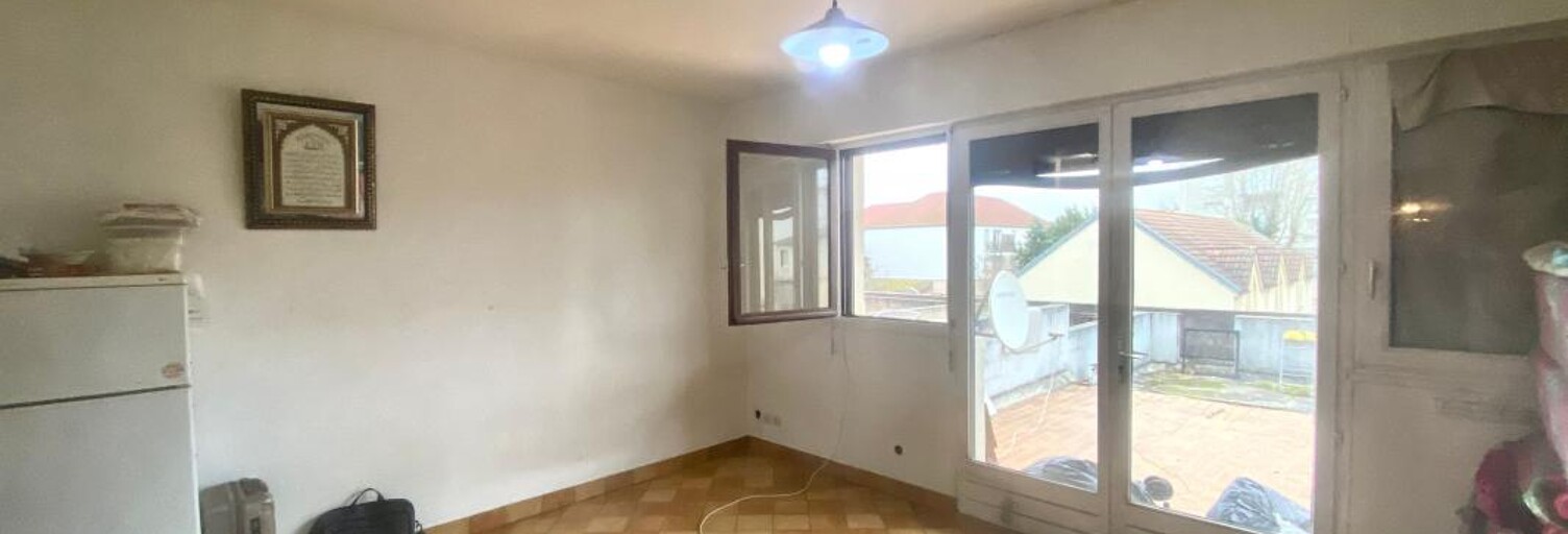 Appartement 1 Pièce 24 m² à vendre à Les Mureaux (78130)