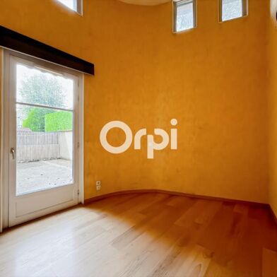 Appartement 4 pièces 215000 €