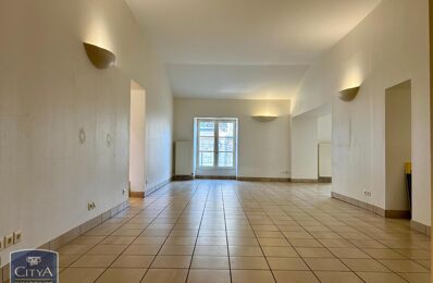 location appartement 1 035 € CC /mois à proximité de Croutelle (86240)