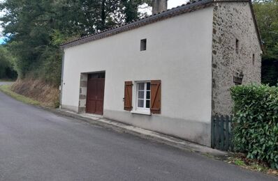 vente maison 96 300 € à proximité de Lathus-Saint-Rémy (86390)