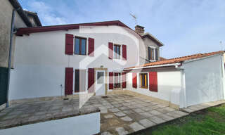 Maison 6 Pièces 184 m² à vendre à Bellocq (64270)