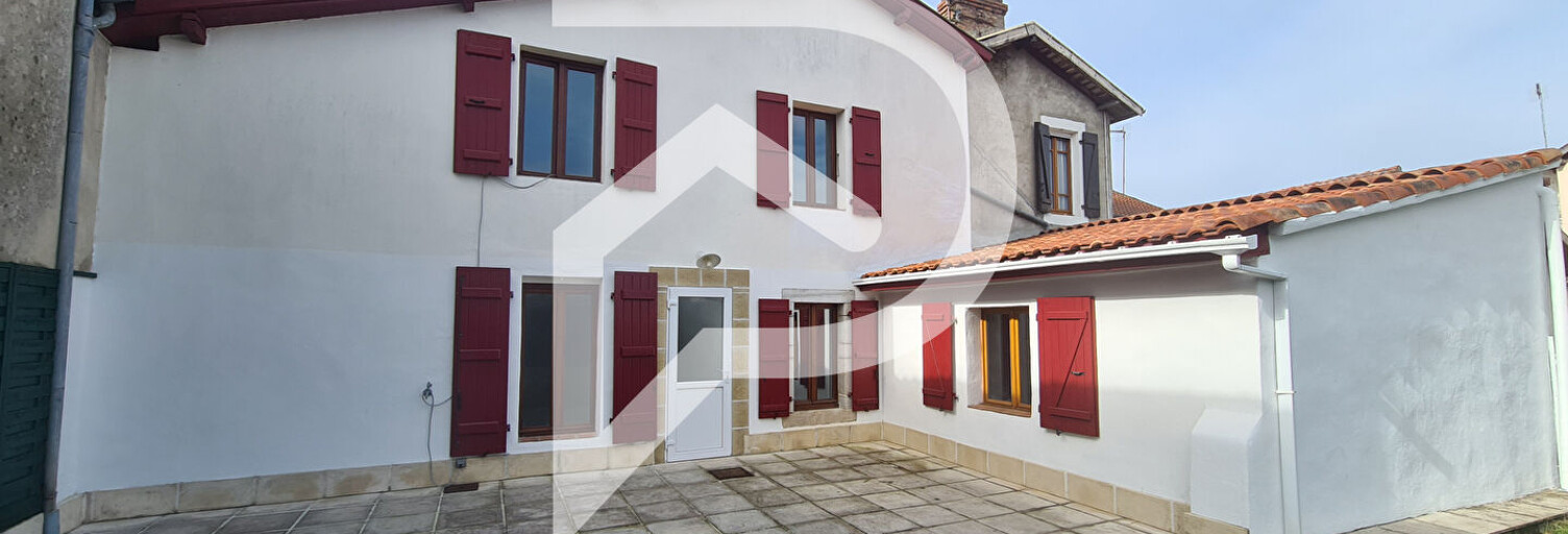 Maison 6 Pièces 184 m² à vendre à Bellocq (64270)