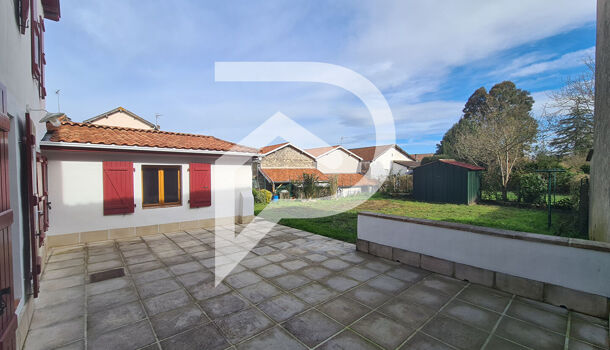 Villa / Maison 6 pièces  à vendre Bellocq 64270