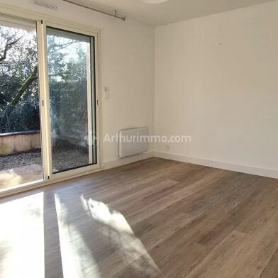 Appartement 2 pièces 565 €