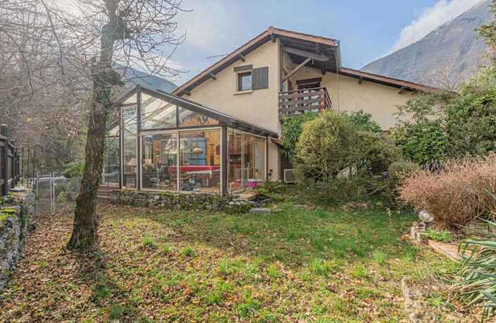 Maison avec piscine à Sassenage 6 pièces 130 m2 — photo 3