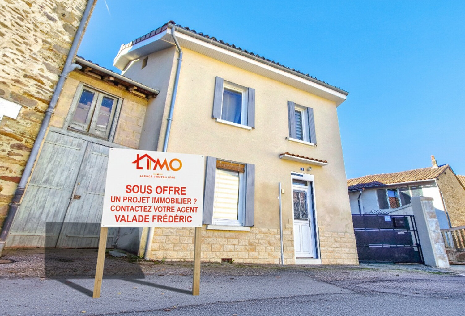 Maison de ville avec garage 3 pièces 77 M2 sur une parcelle — photo 1