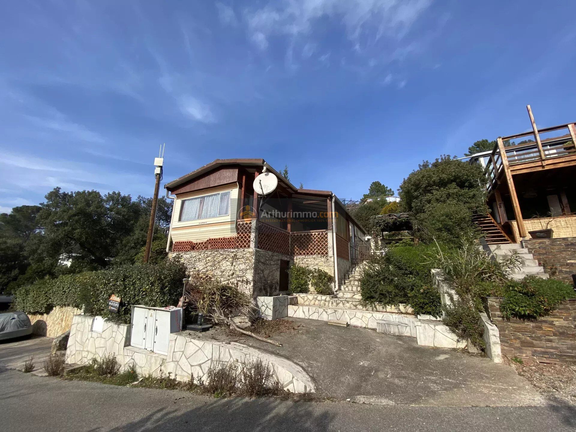 Vente Terrain 201 m2 à Fréjus · 53 000 €