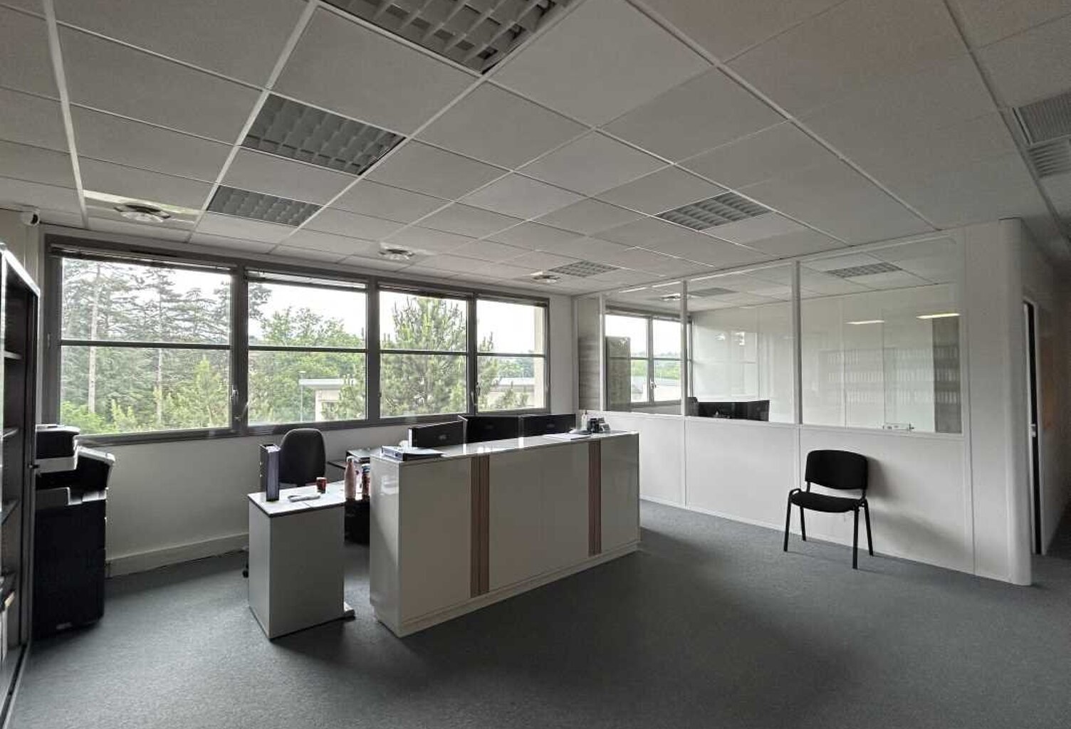 Bureau — photo 1