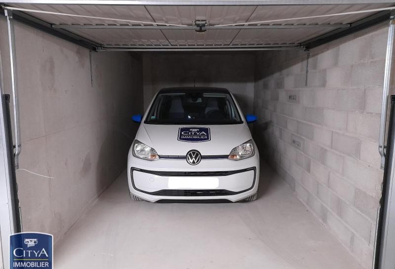 Location garage   à Cholet (49300) — photo 1