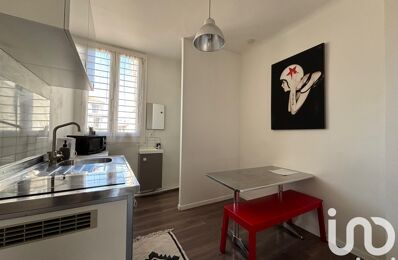 location appartement 490 € CC /mois à proximité de Sorgues (84700)