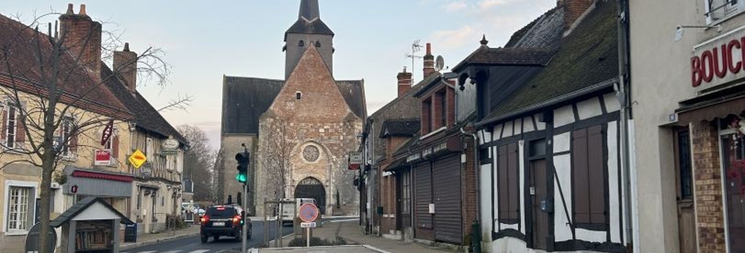 Commerce  82 m² à vendre à Cerdon (45620)