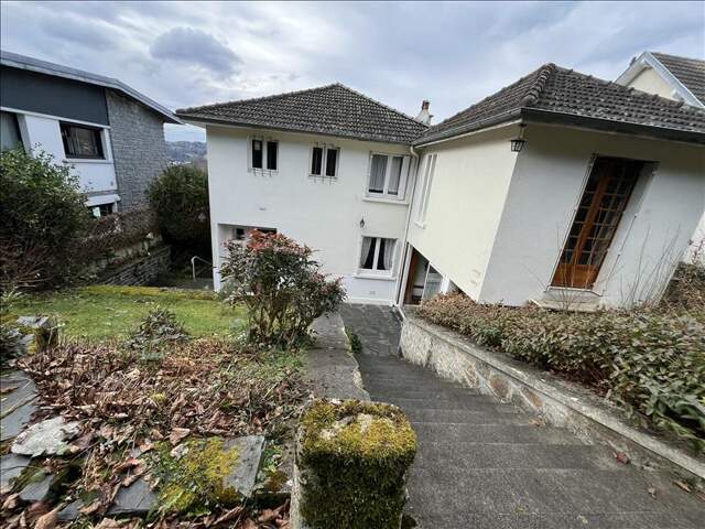 Pavillon de 8 pièces principales — photo du bien