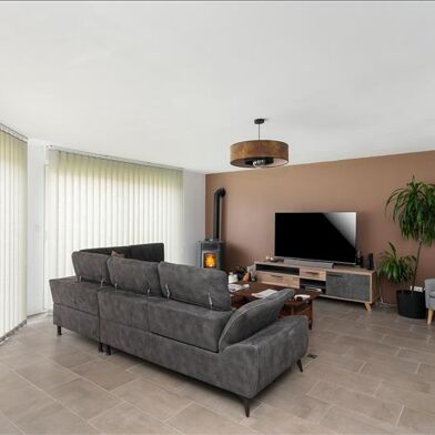 Maison 5 pièces 379800 €