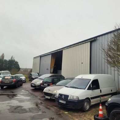 Commerce  208000 €