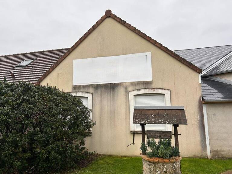 Bien Commercial À Vendre — photo 1