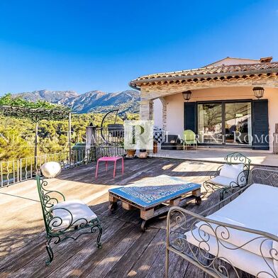 Maison 5 pièces 849000 €