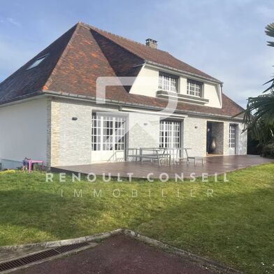 Maison 9 pièces 575000 €