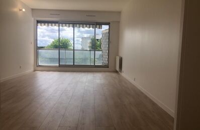 location appartement 1 800 € CC /mois à proximité de Le Blanc-Mesnil (93150)