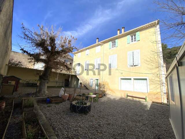 Maison de ville avec extérieur à Beaumes-de-Venise ! — photo du bien