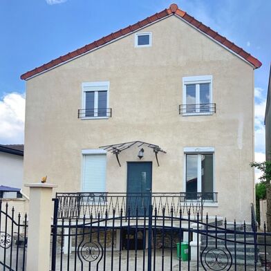 Maison 5 pièces 143 m²