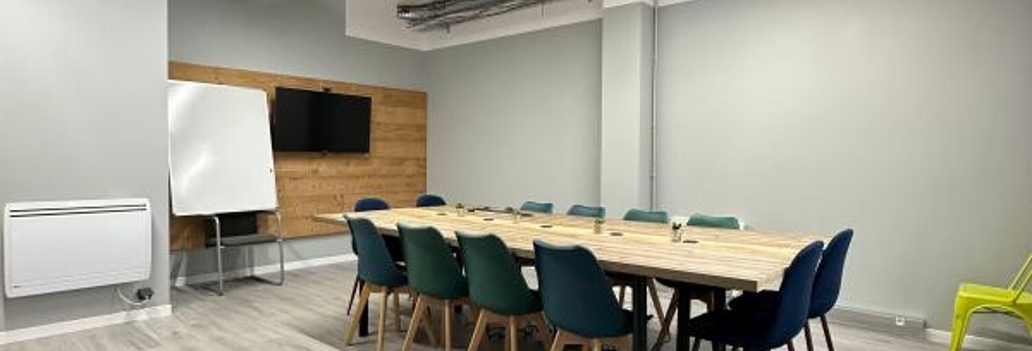 property.type.service   m² à louer à Cluses (74300)