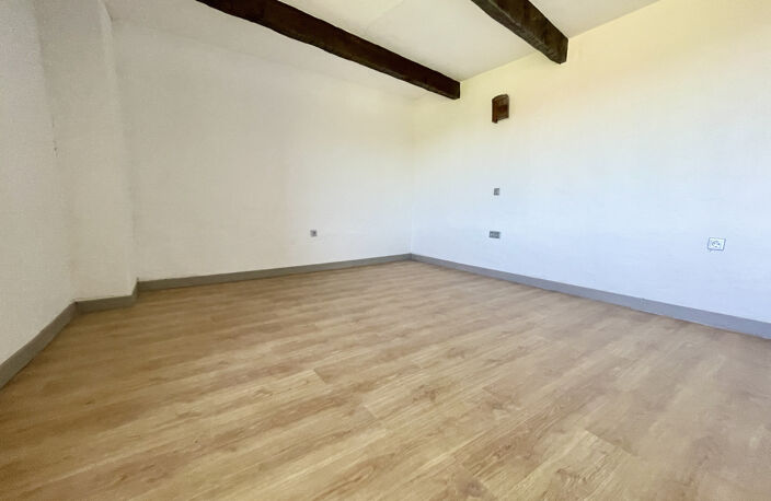 Vente Maison de village R+1 d'environ 85m2 + Studio 50m2 — photo 4