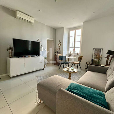 Appartement 6 pièces 93 m²