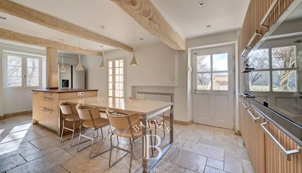 Propri&eacute;t&eacute; 16 pièces  à vendre Forcalquier 04300