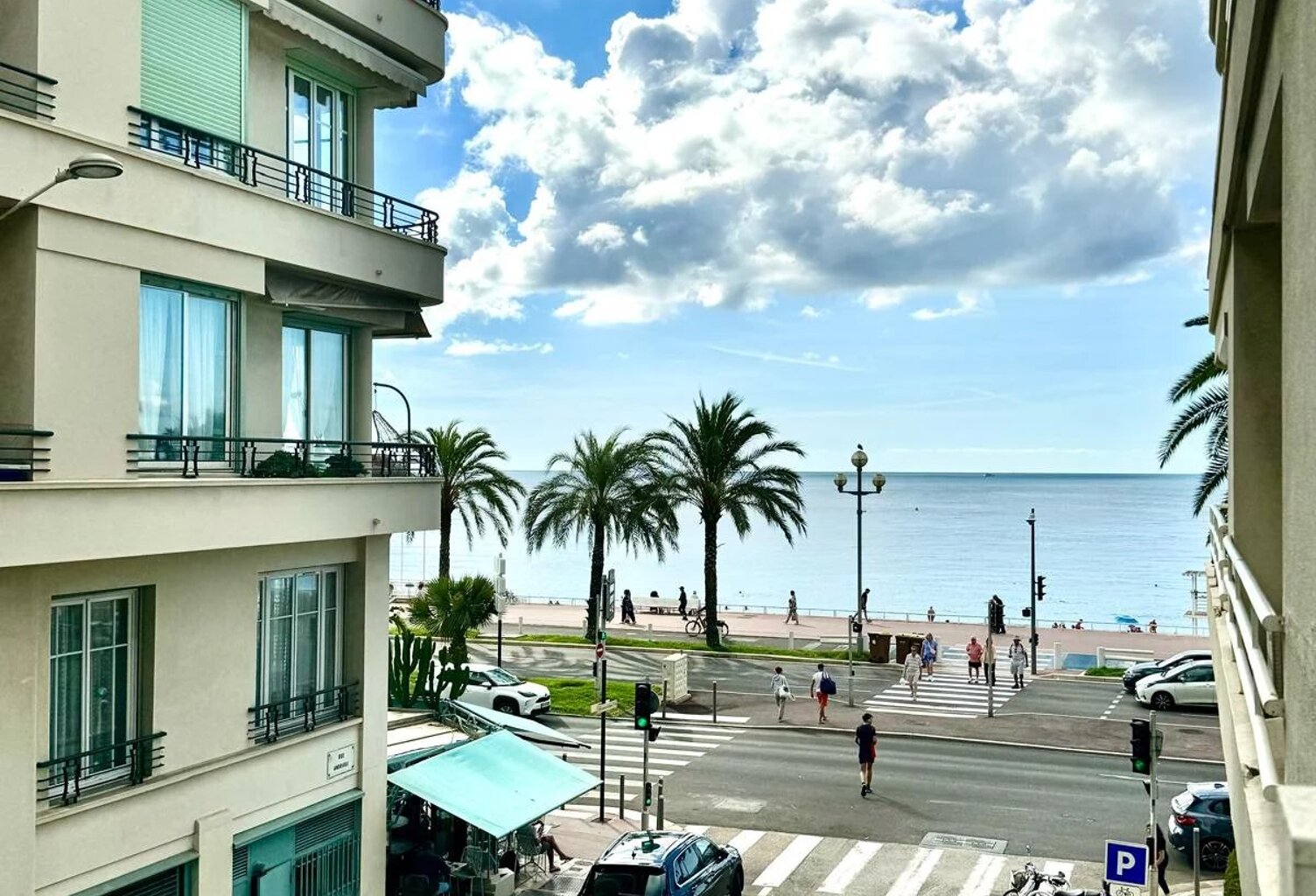 3 pièces rénové avec vue mer latérale – Promenade des Anglais, N — photo 1