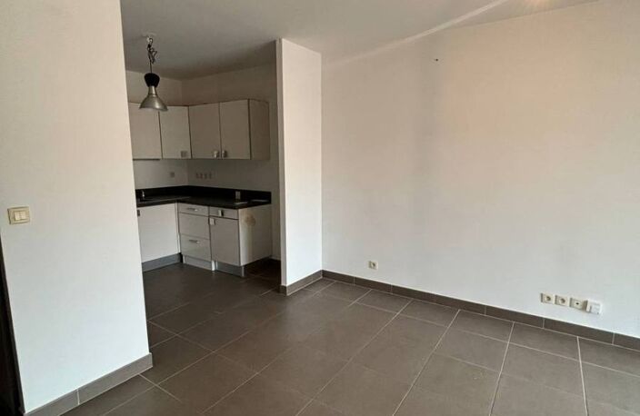Vente appartement 2 pièces 42 m² Villeneuve-lès-Avignon (30400) — photo 3