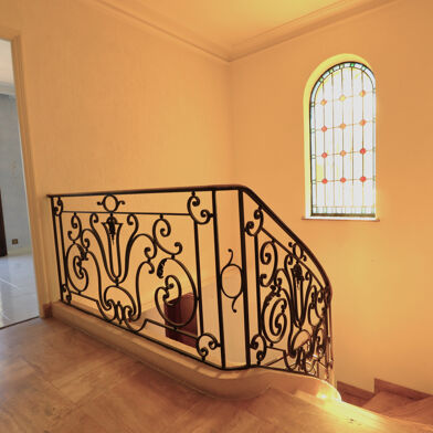 Maison 6 pièces 749000 €