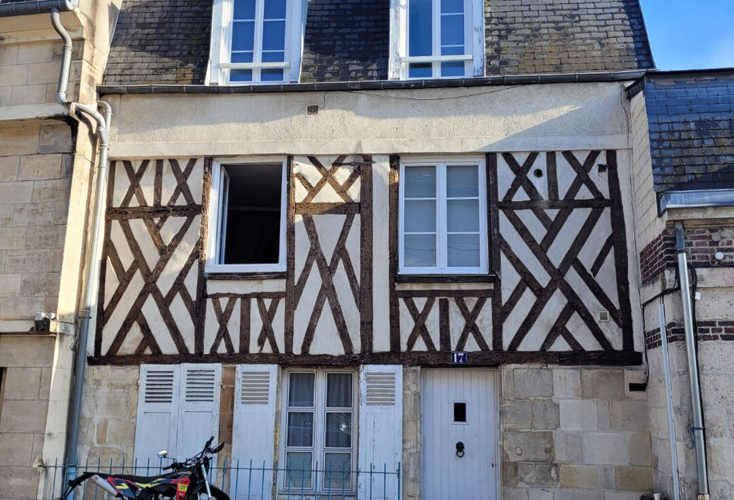 Compiegne Centre-Ville  T1 - SH : 33.39 m² — photo 1