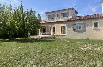 location maison 1 200 € CC /mois à proximité de Villeneuve-Lès-Avignon (30400)