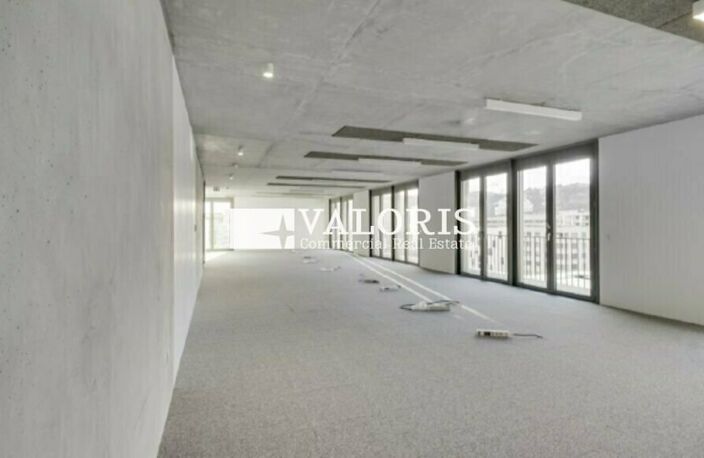 BUREAUX à LOUER — photo 5