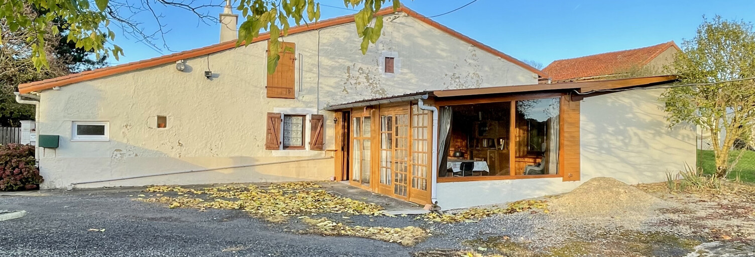 Maison 1 Pièce 66 m² à vendre à La Chapelle-Bâton (86250)
