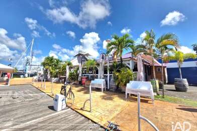 Commerce  636000 €