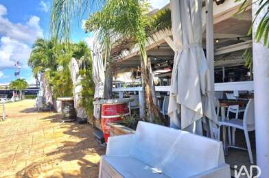 Commerce  636000 €