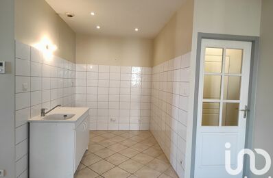 location appartement 461 € CC /mois à proximité de Vanosc (07690)