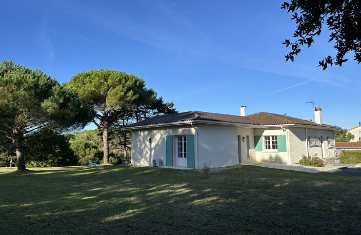 SAINT PALAIS / MER  proche plage  villa avec terrain boisé d — photo 2