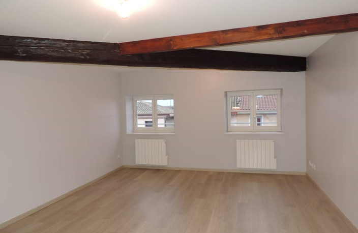 APPARTEMENT T2 504€ CC — photo 2