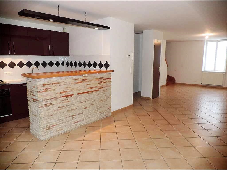 APPARTTEMENT T3 BELLEVILLE 700€ CC — photo 1