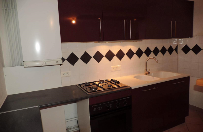 APPARTTEMENT T3 BELLEVILLE 700€ CC — photo 2