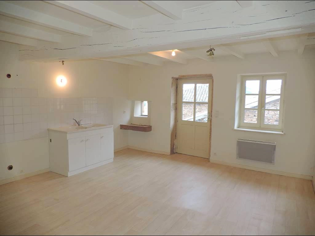 T2 REGNIE-DURETTE 470€ — photo du bien