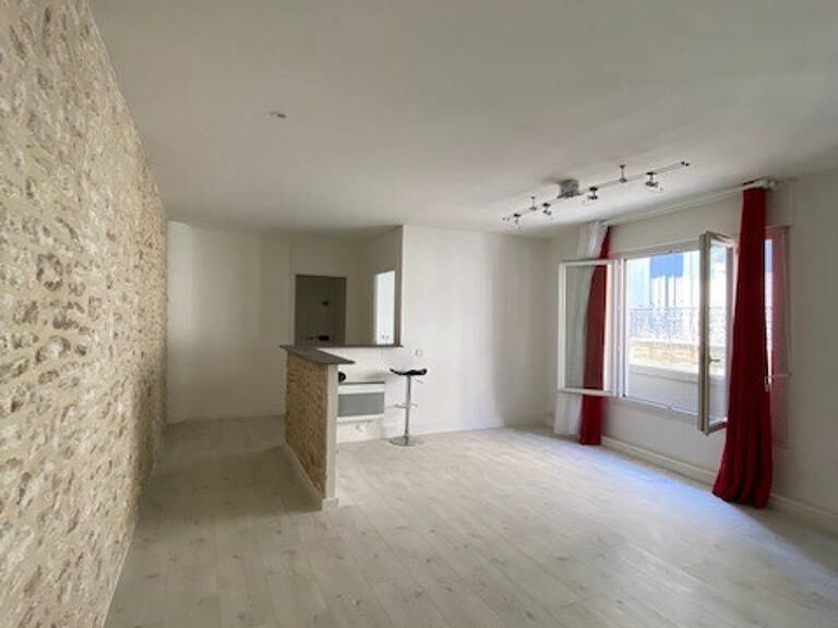NÎMES Rue Colbert T3 de 85 m2 avec balcon — photo 1
