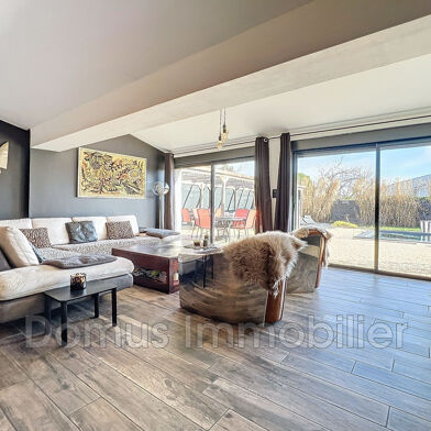 Maison 4 pièces 595000 €